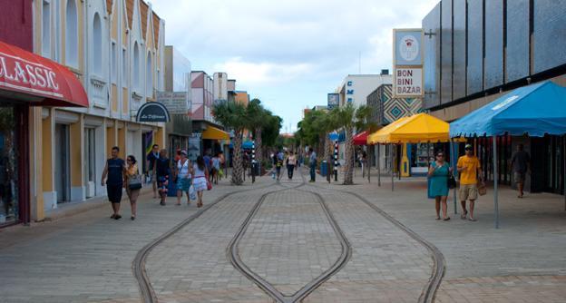 Lasa Residence Oranjestad Exteriör bild